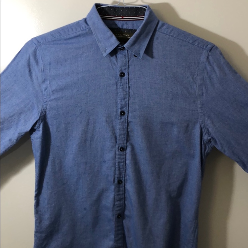Zara Men’s Slim Fit Button Down